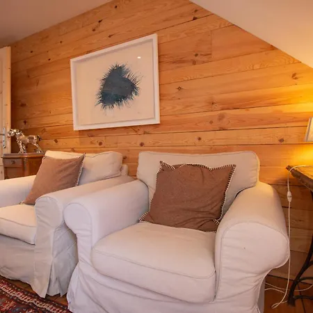 Le 41 Avenue Foch בית הארחה