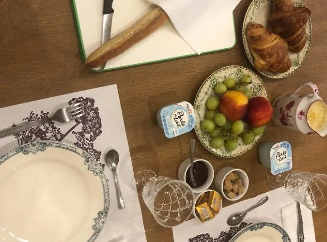 Le 41 Avenue Foch Гостевой дом